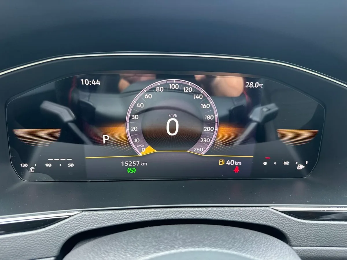 Volkswagen Magotan 2025 года, снимок 12