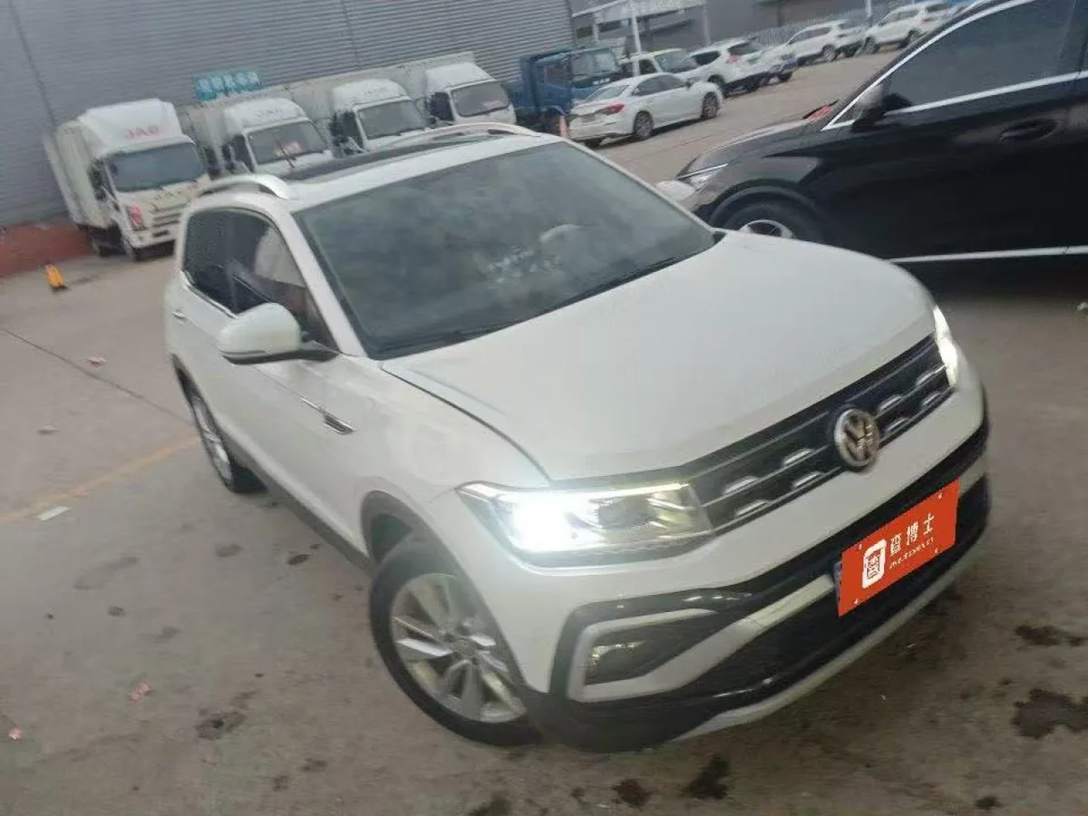 Volkswagen T-Cross 2020 года, снимок 2