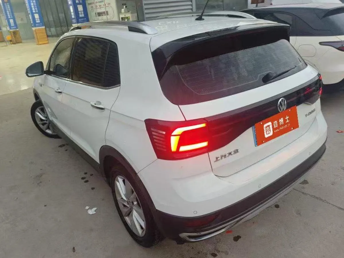 Volkswagen T-Cross 2020 года, снимок 3