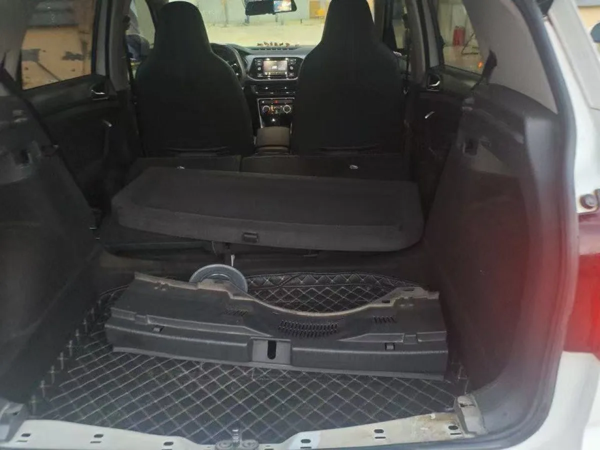 Volkswagen T-Cross 2020 года, снимок 9