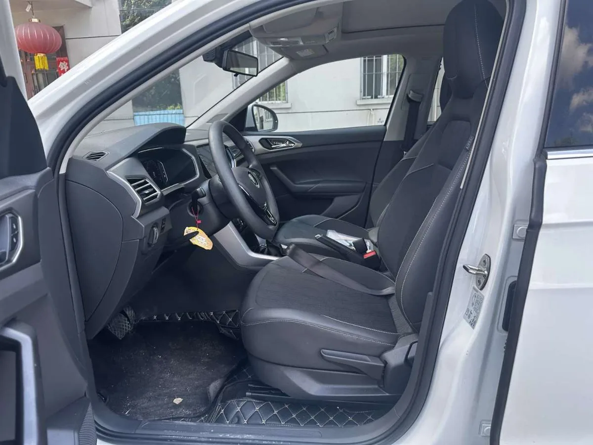 Volkswagen T-Cross 2023 года, снимок 7