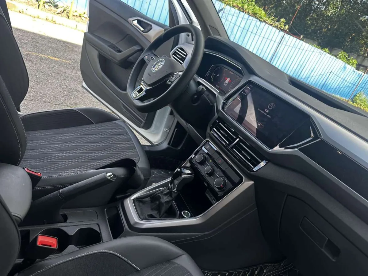 Volkswagen T-Cross 2023 года, снимок 22