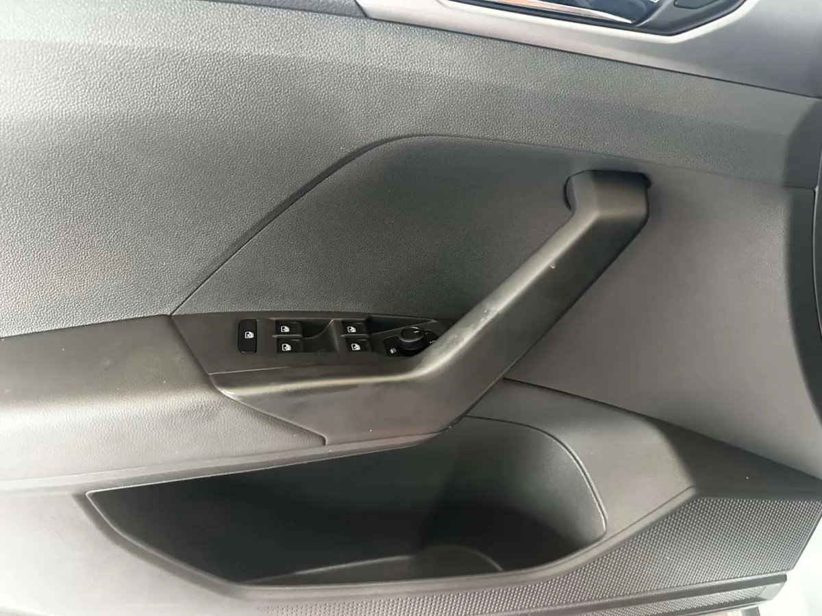 Volkswagen T-Cross 2023 года, снимок 40