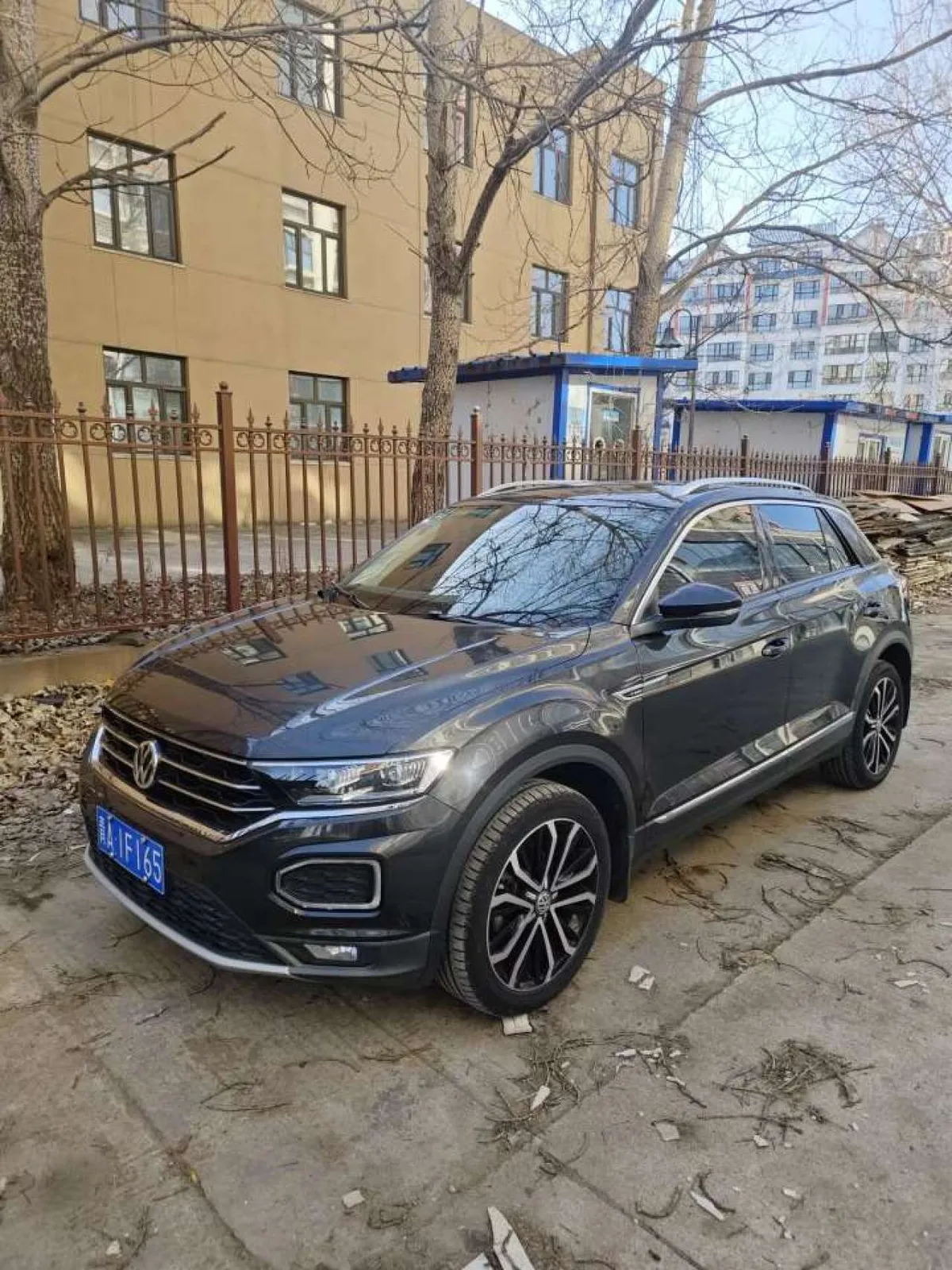 Volkswagen T-Roc 2019 года, снимок 2