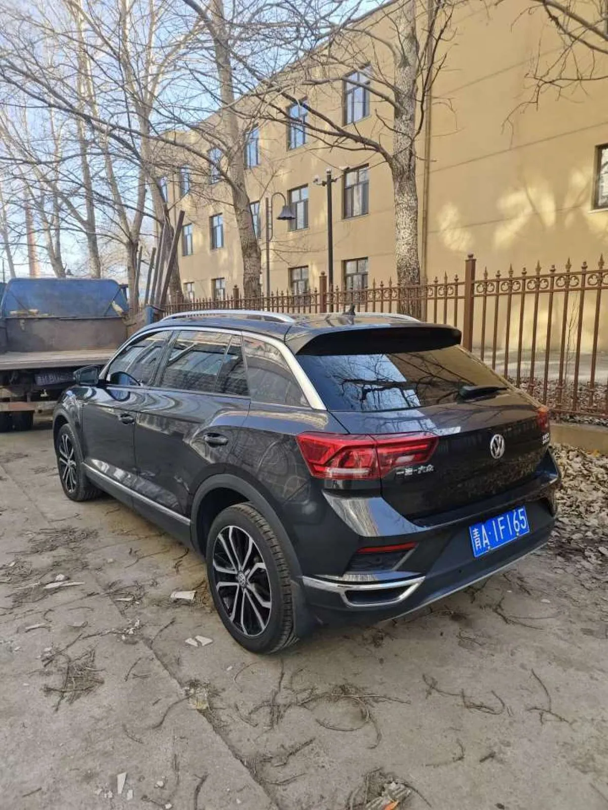 Volkswagen T-Roc 2019 года, снимок 5