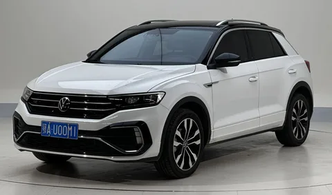 Volkswagen T-Roc 2022 года
