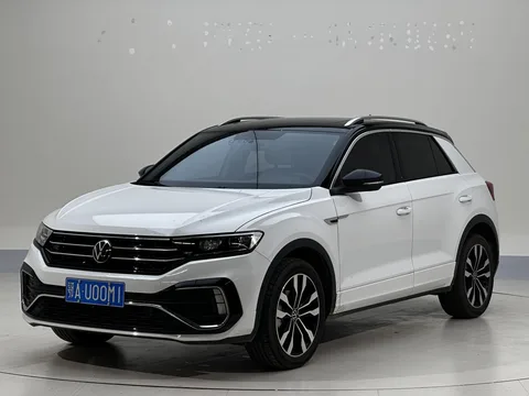 Volkswagen T-Roc 2022 года