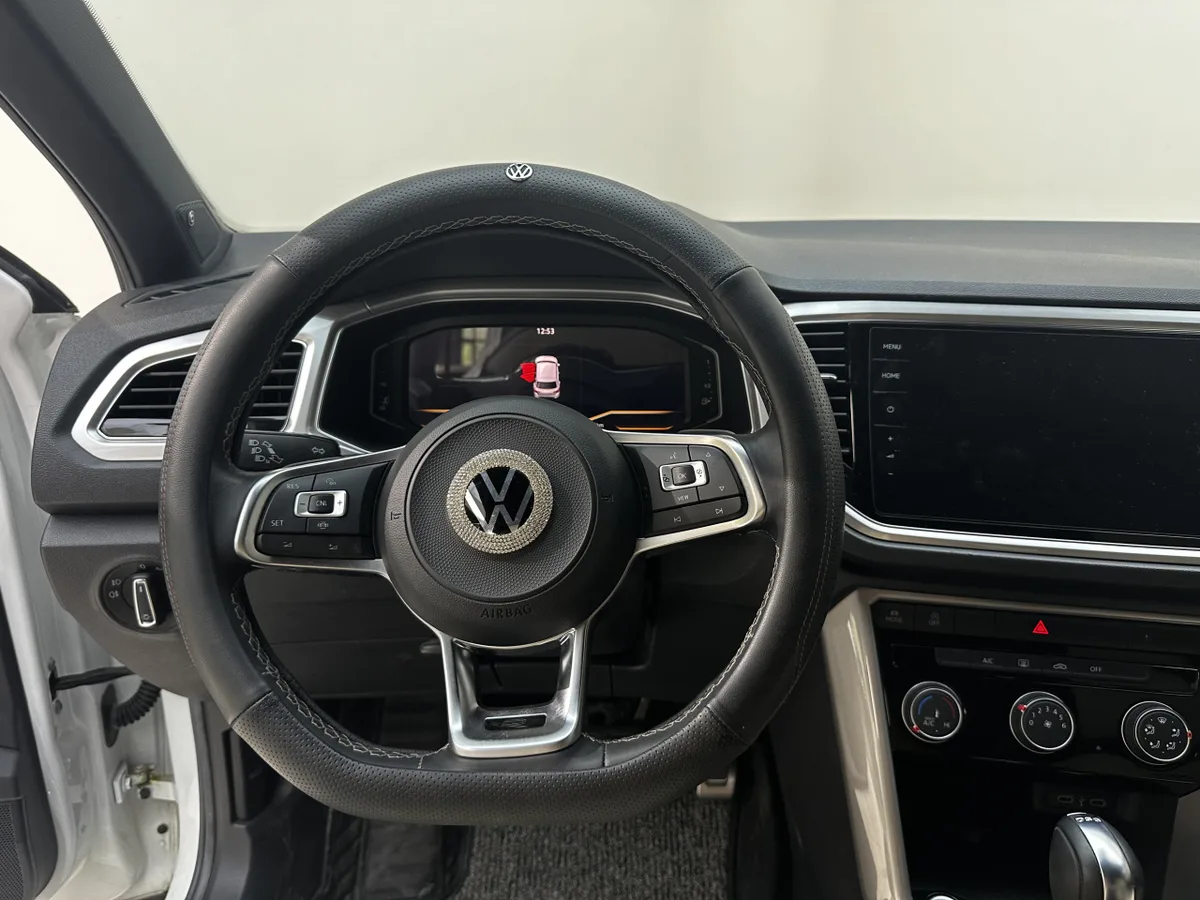 Volkswagen T-Roc 2022 года, снимок 14