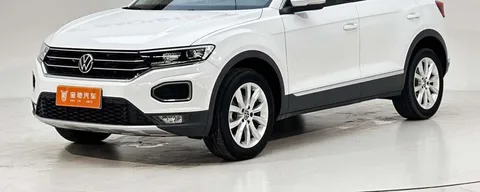 Volkswagen T-Roc 2022 года