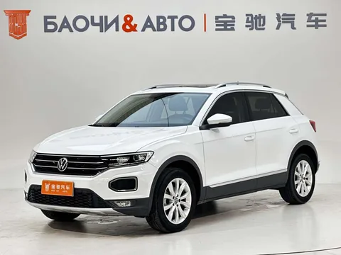 Volkswagen T-Roc 2022 года