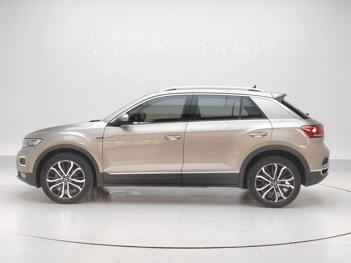 Volkswagen T-Roc 2022 года, снимок 4