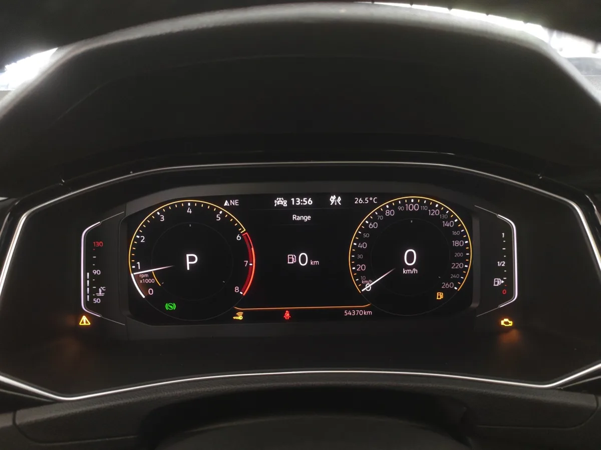 Volkswagen T-Roc 2022 года, снимок 13