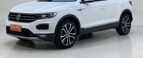 Volkswagen T-Roc 2022 года