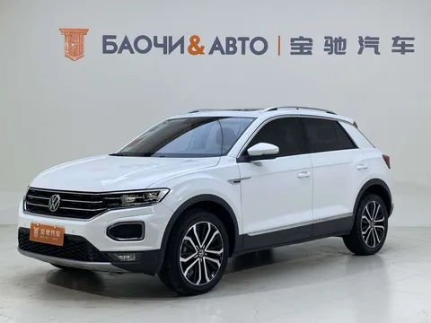 Volkswagen T-Roc 2022 года