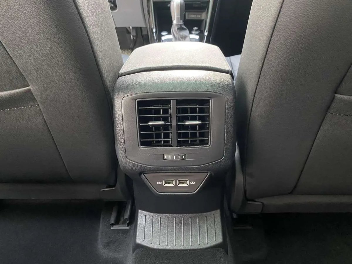 Volkswagen T-Roc 2022 года, снимок 14
