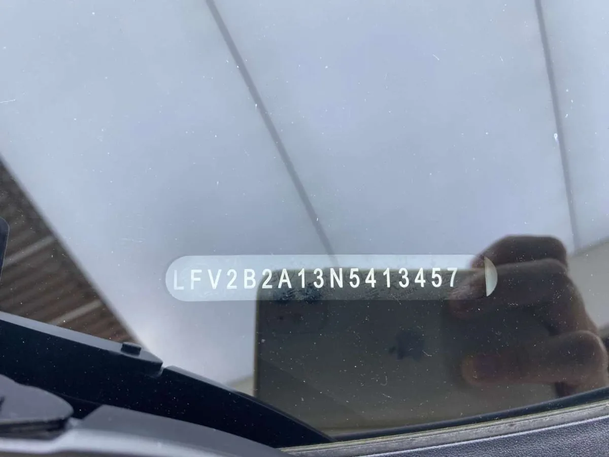 Volkswagen T-Roc 2022 года, снимок 27