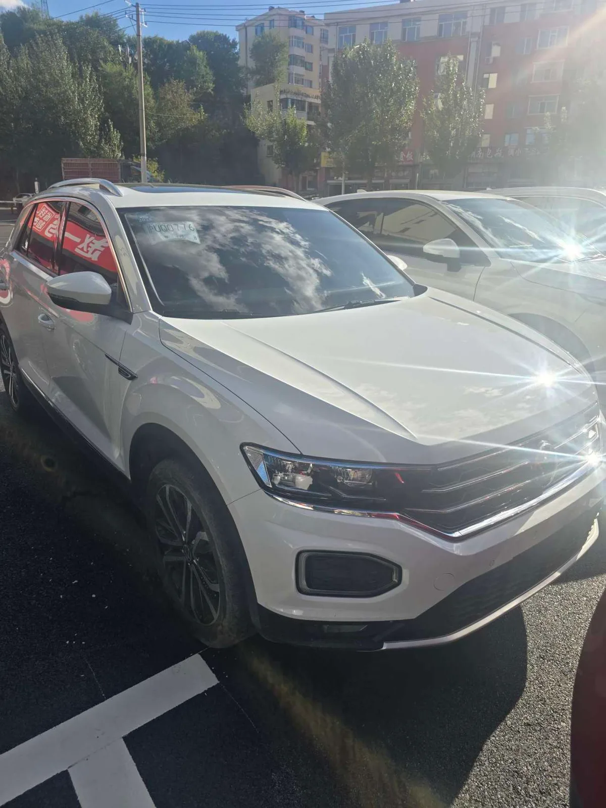 Volkswagen T-Roc 2022 года, снимок 4