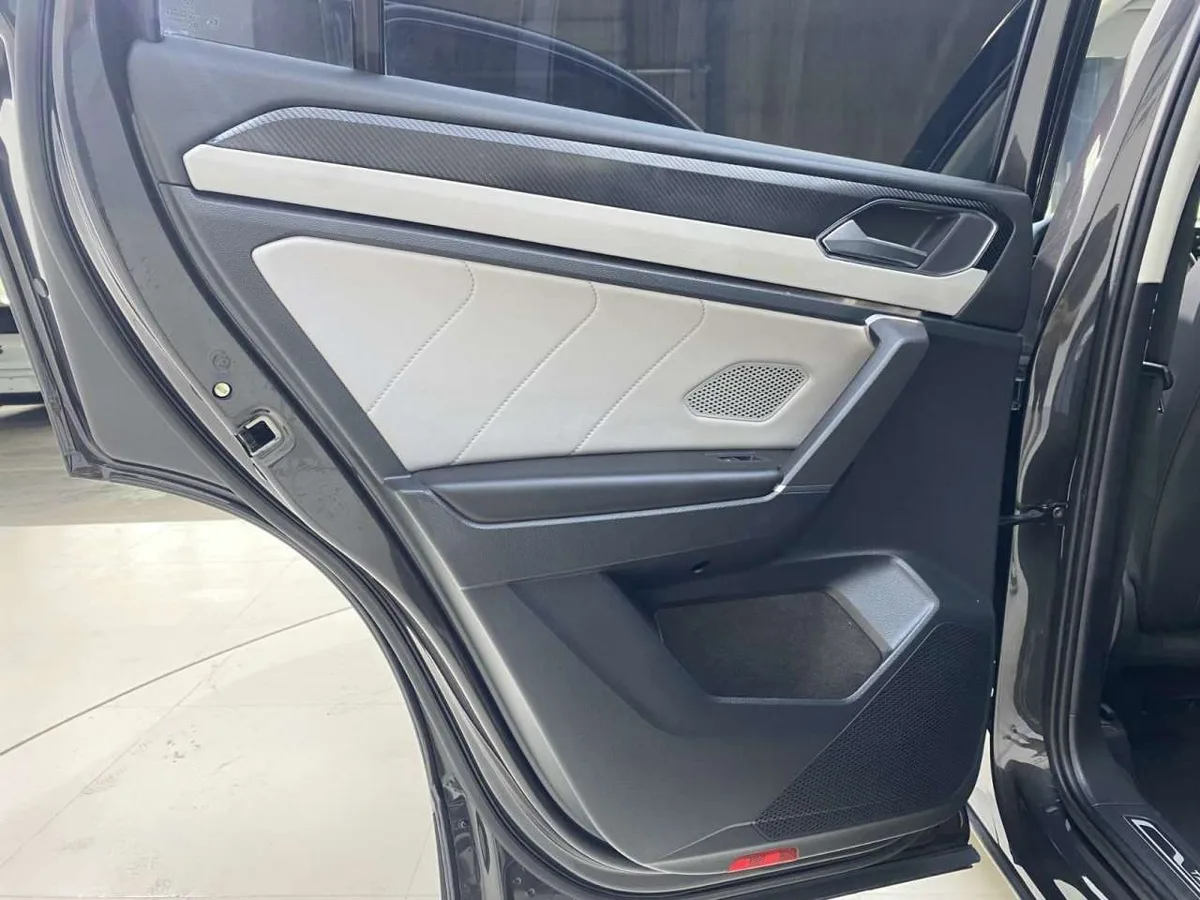 Volkswagen Tayron 2022 года, снимок 13