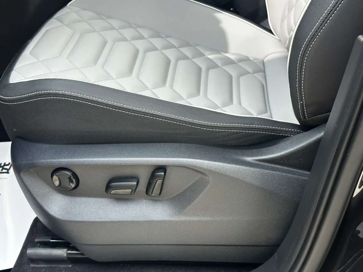 Volkswagen Tayron 2023 года, снимок 13