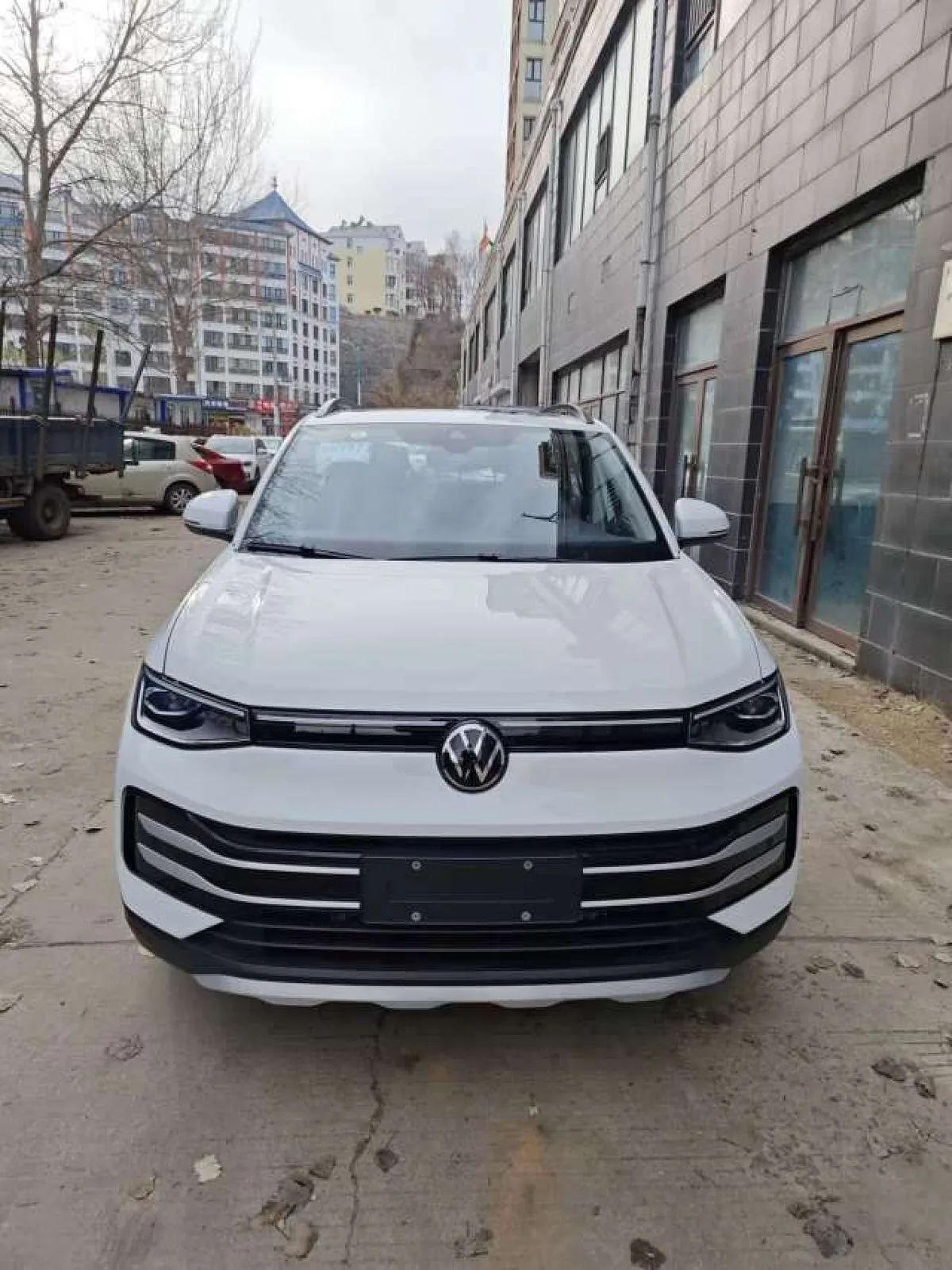 Volkswagen Tharu 2024 года, снимок 3