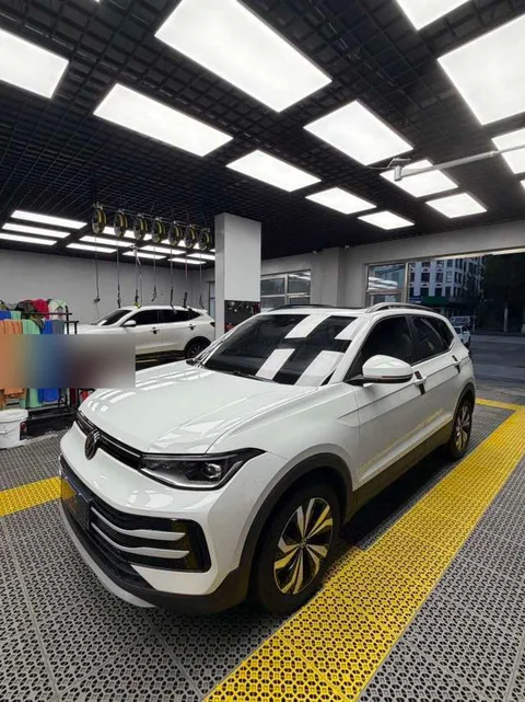 Volkswagen Tharu 2025 года