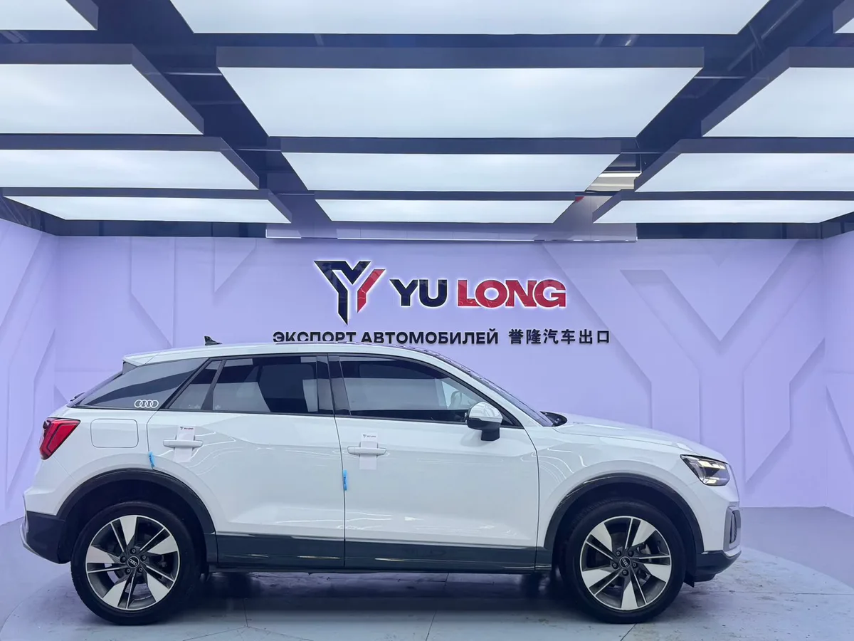 Audi Q2L, 2021, снимок 8