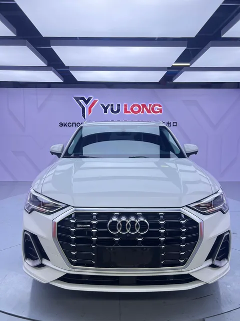 Audi Q3, 2022