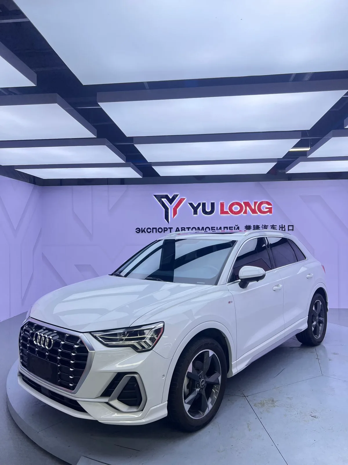 Audi Q3, 2022, снимок 2