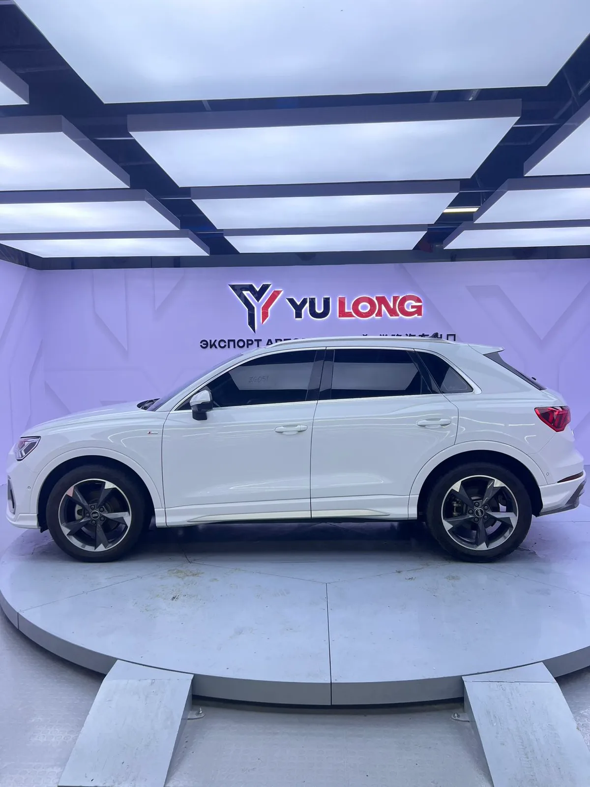 Audi Q3, 2022, снимок 3