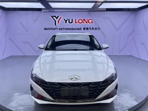 Hyundai Elantra, 2023