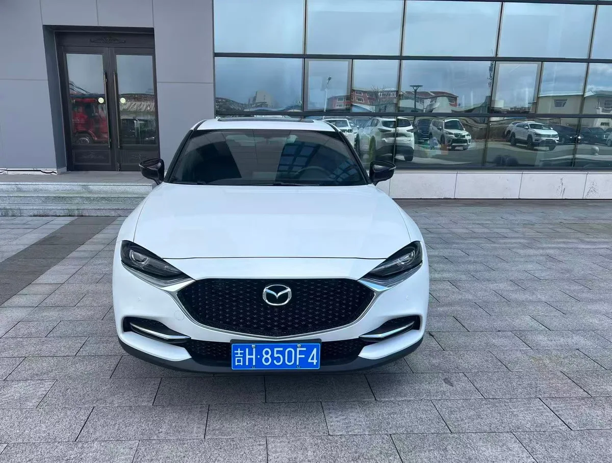 Mazda CX-4, 2023