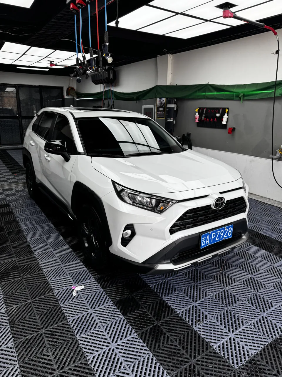 Toyota RAV4, 2022, снимок 4