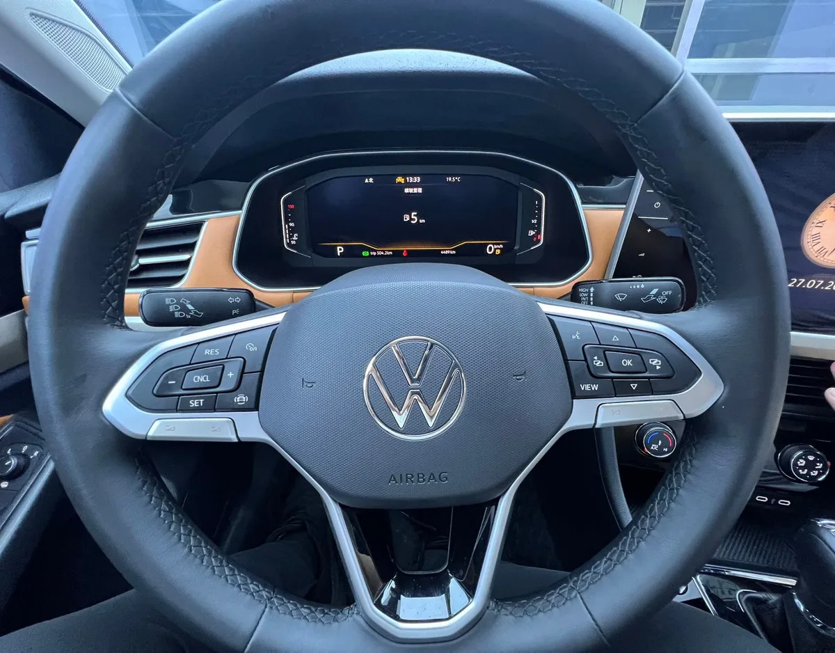 Volkswagen Bora, 2023