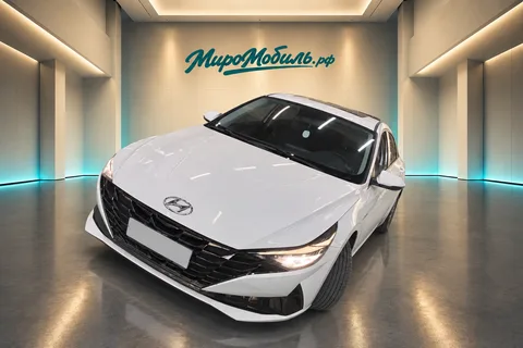 Hyundai Elantra 2022 года